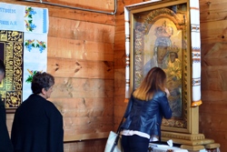 В Уневі разом з капеланом молились родини загиблих воїнів АТО.(ФОТО)